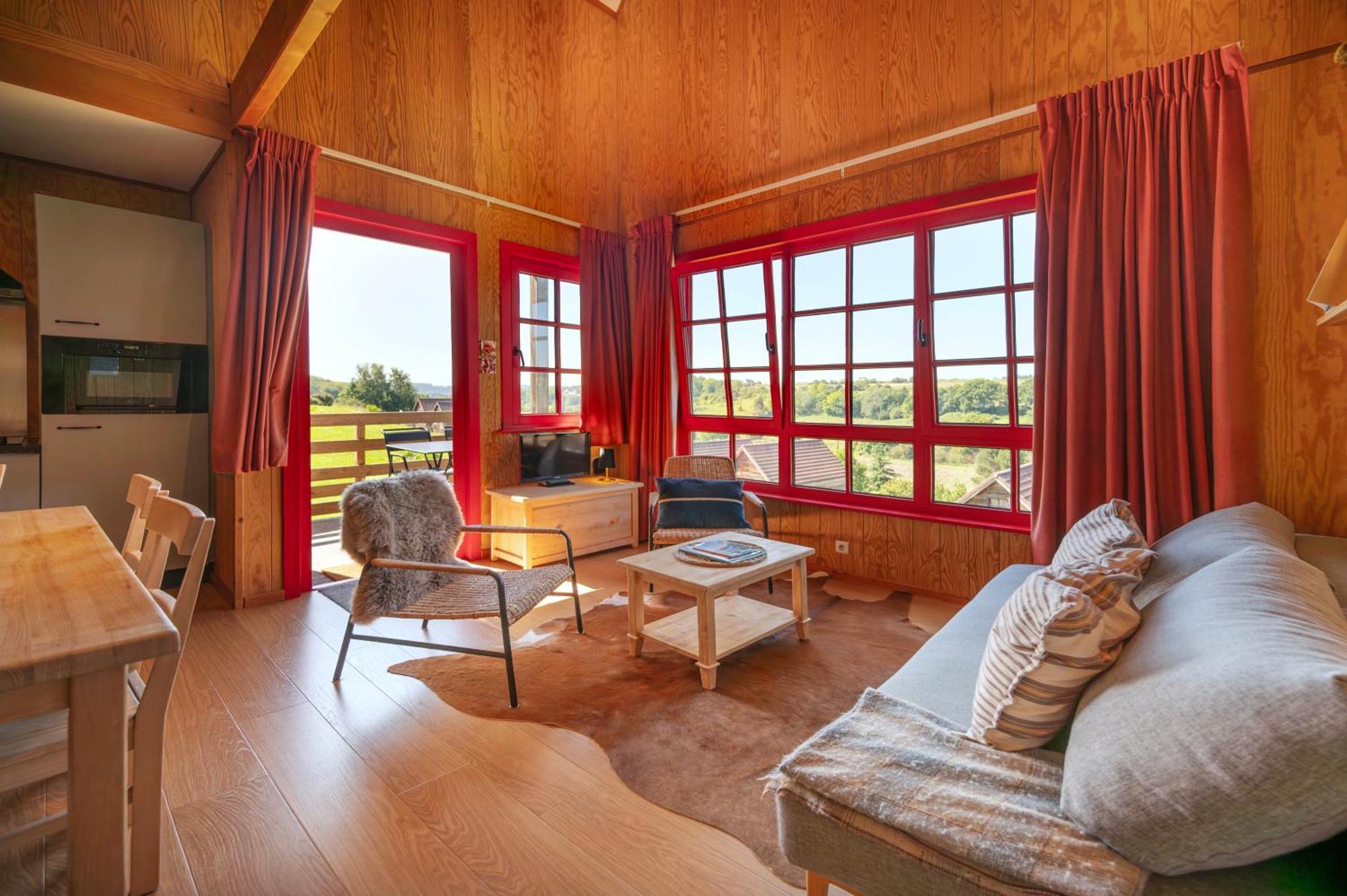 Отель Domaine Du Val Grand-Laviers Экстерьер фото